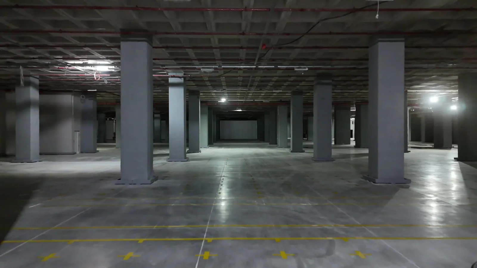 Column grid of the parking level at the BIM Tuzla warehouse
